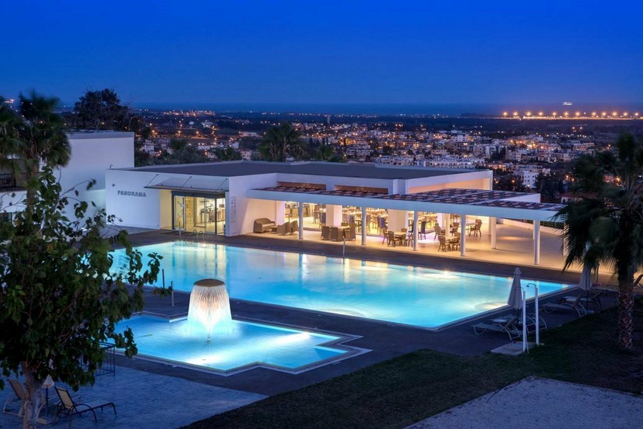 Royal Blue Hotel & Spa Geroskipou ภายนอก รูปภาพ